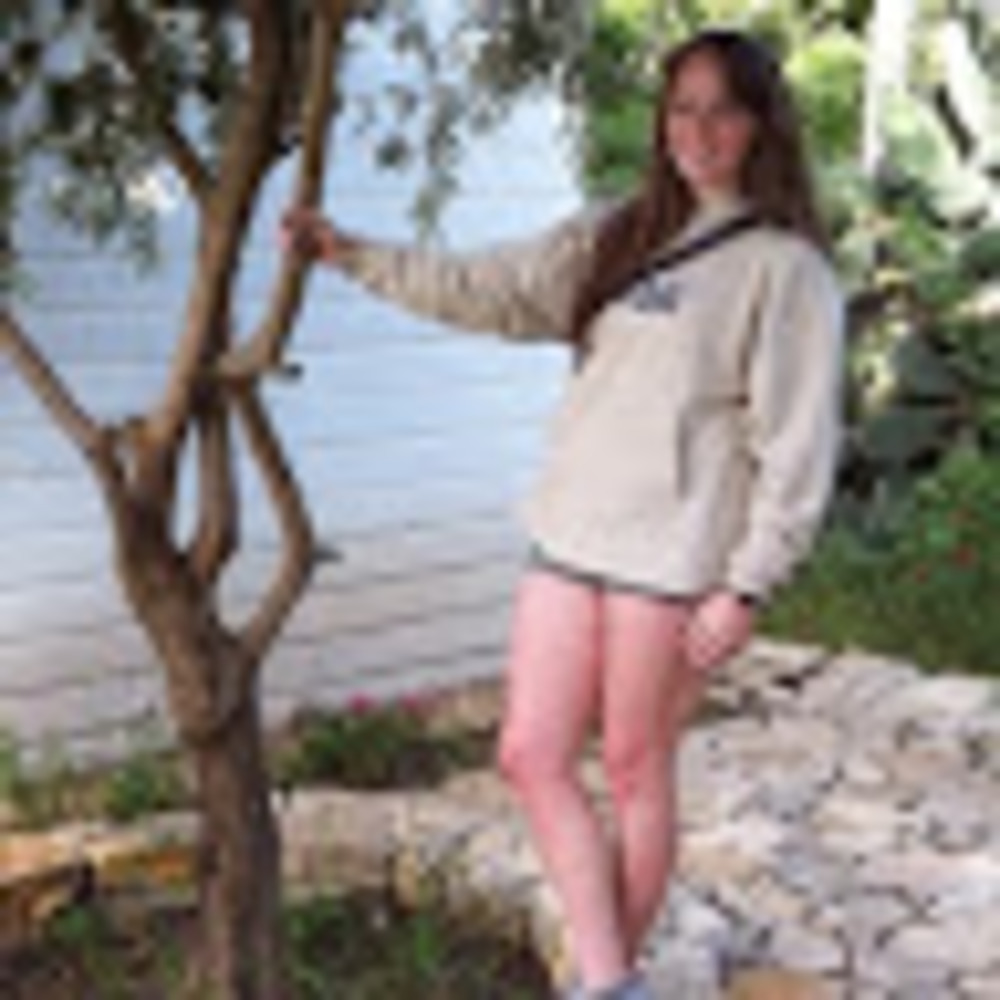 Meet your Posher, Samara